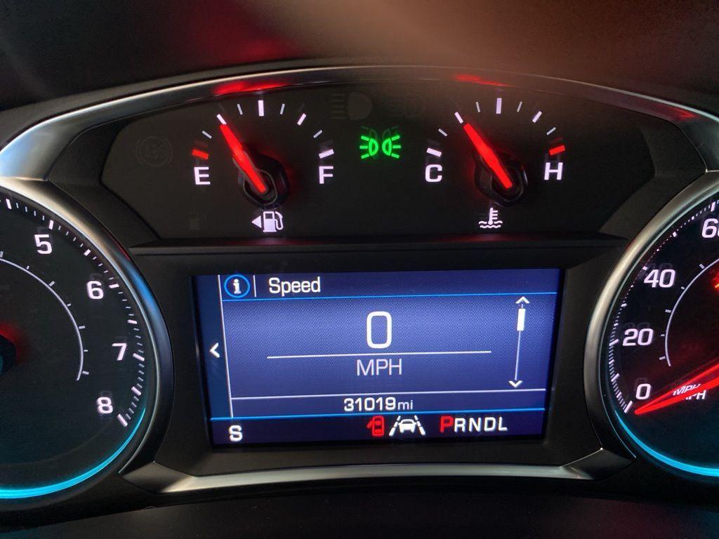 used 2024 Chevrolet Equinox car, priced at $22,987