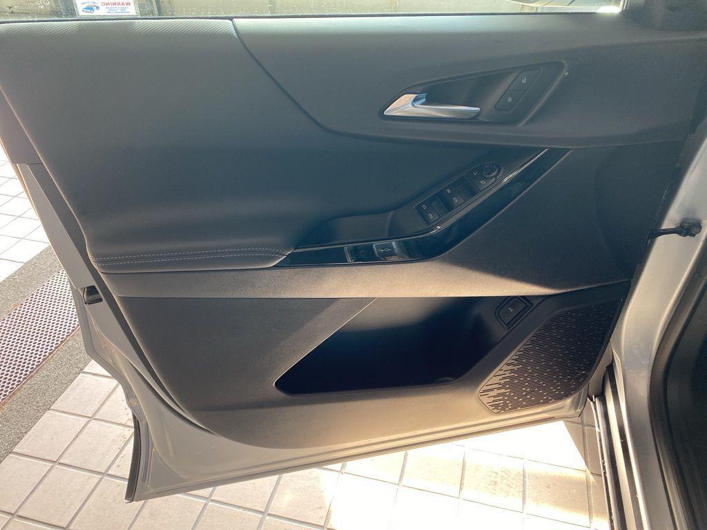 new 2026 Chevrolet Equinox car, priced at $31,867