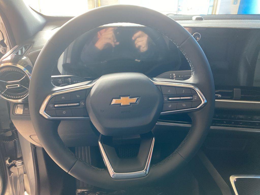 new 2026 Chevrolet Equinox car, priced at $31,867