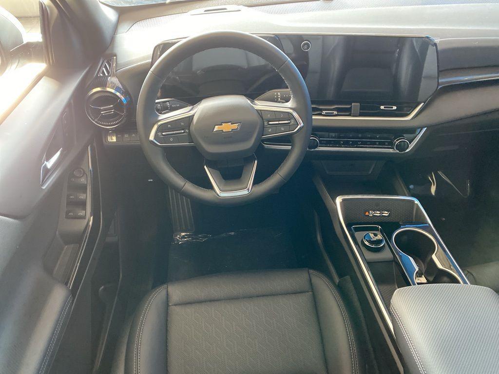 new 2026 Chevrolet Equinox car, priced at $31,867