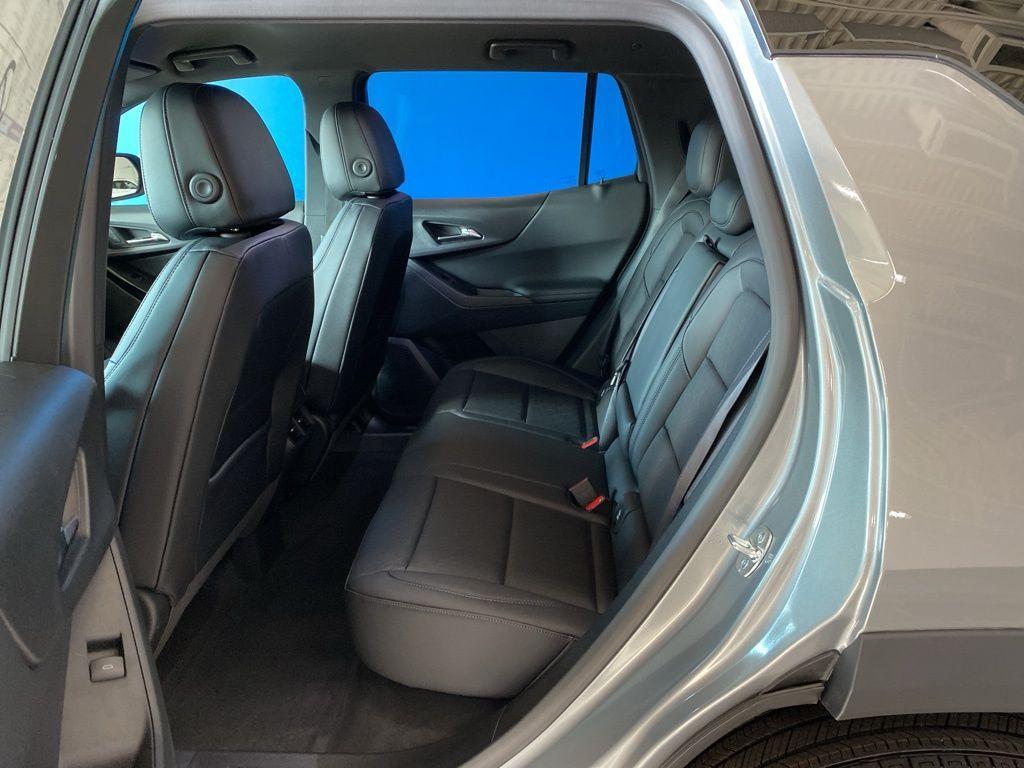 new 2026 Chevrolet Equinox car, priced at $31,867
