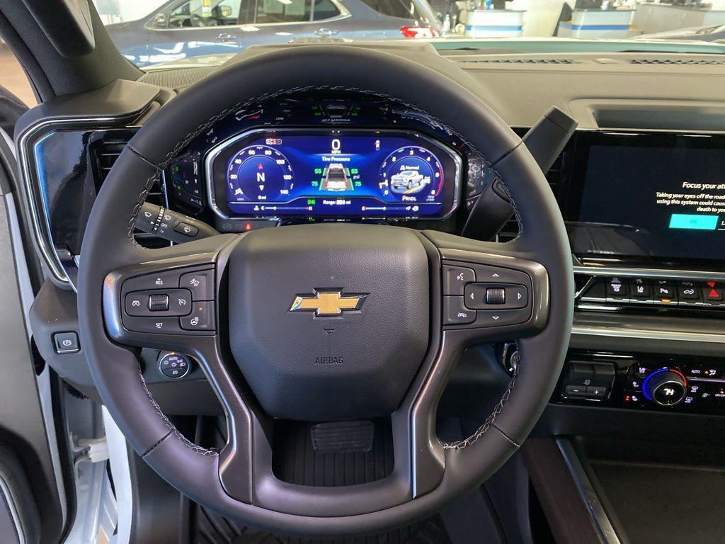 new 2025 Chevrolet Silverado 3500 car, priced at $81,999