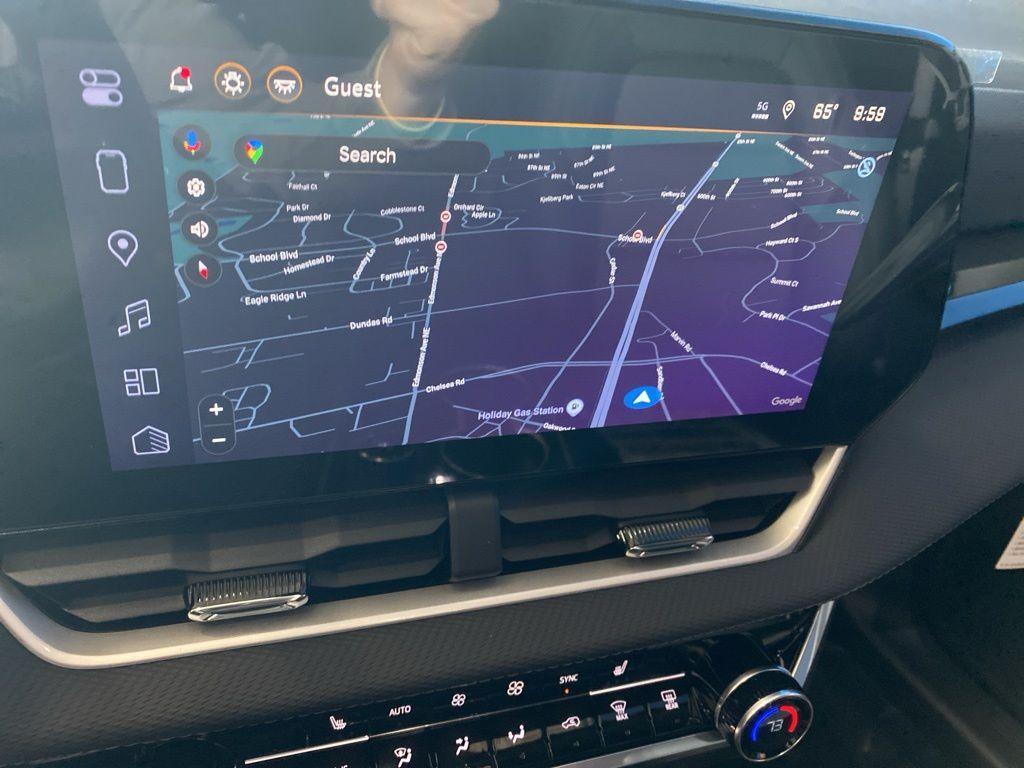 new 2026 Chevrolet Equinox car, priced at $33,106
