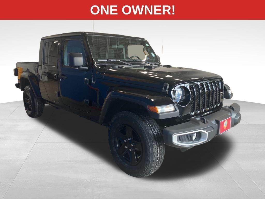 used 2021 Jeep Gladiator car, priced at $30,399