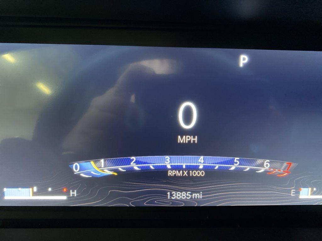 used 2024 Jeep Grand Cherokee car, priced at $35,994