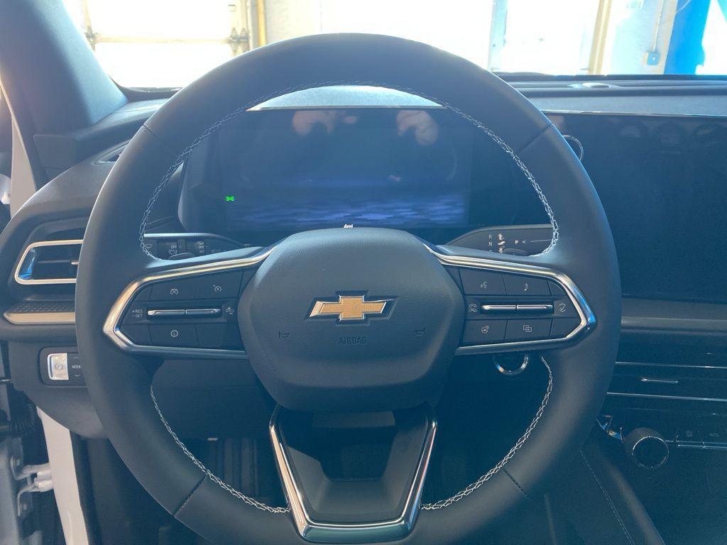 new 2026 Chevrolet Traverse car, priced at $49,571