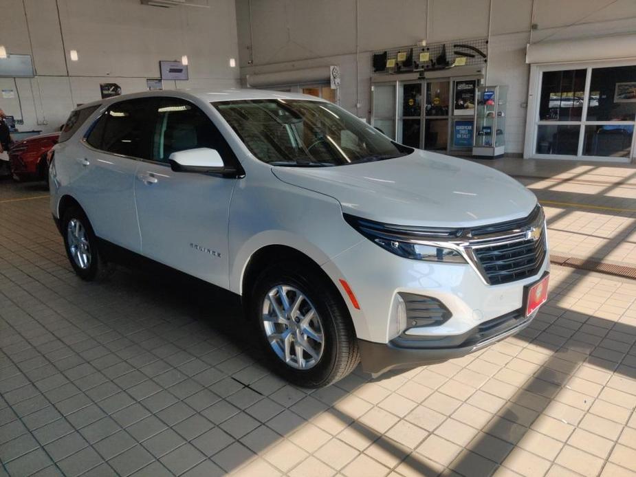 used 2022 Chevrolet Equinox car, priced at $23,999