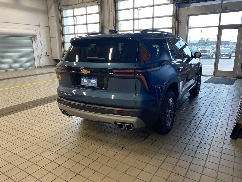 used 2025 Chevrolet Traverse car, priced at $37,994