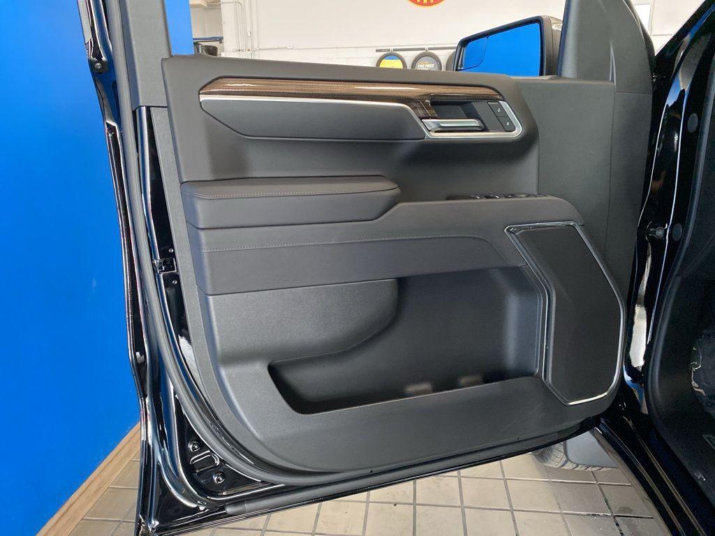 new 2025 Chevrolet Silverado 1500 car, priced at $46,999