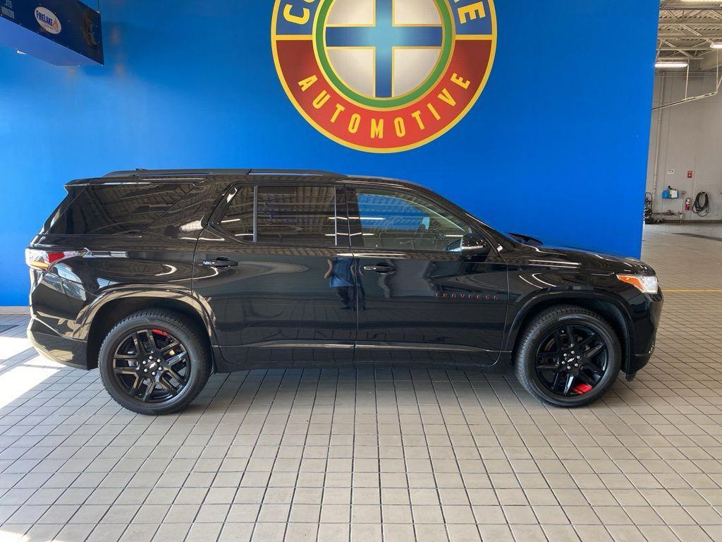 used 2021 Chevrolet Traverse car, priced at $26,994