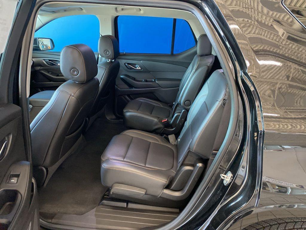 used 2021 Chevrolet Traverse car, priced at $26,994