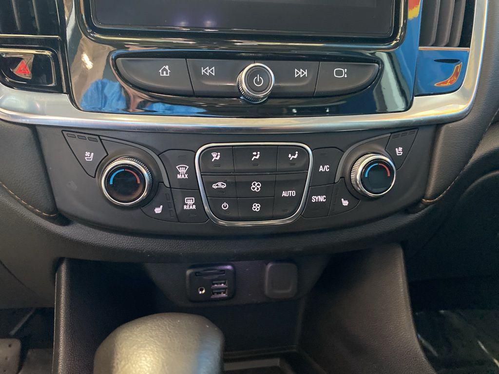 used 2021 Chevrolet Traverse car, priced at $26,994