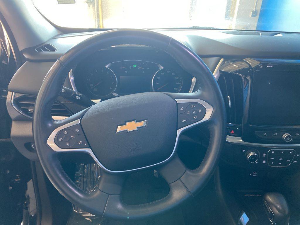 used 2021 Chevrolet Traverse car, priced at $26,994