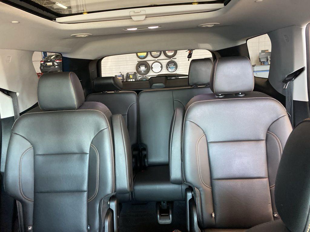 used 2021 Chevrolet Traverse car, priced at $26,994