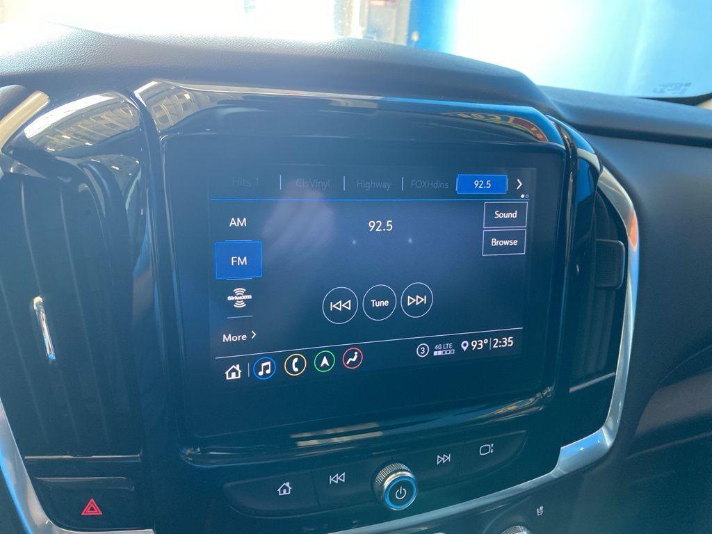 used 2021 Chevrolet Traverse car, priced at $26,994