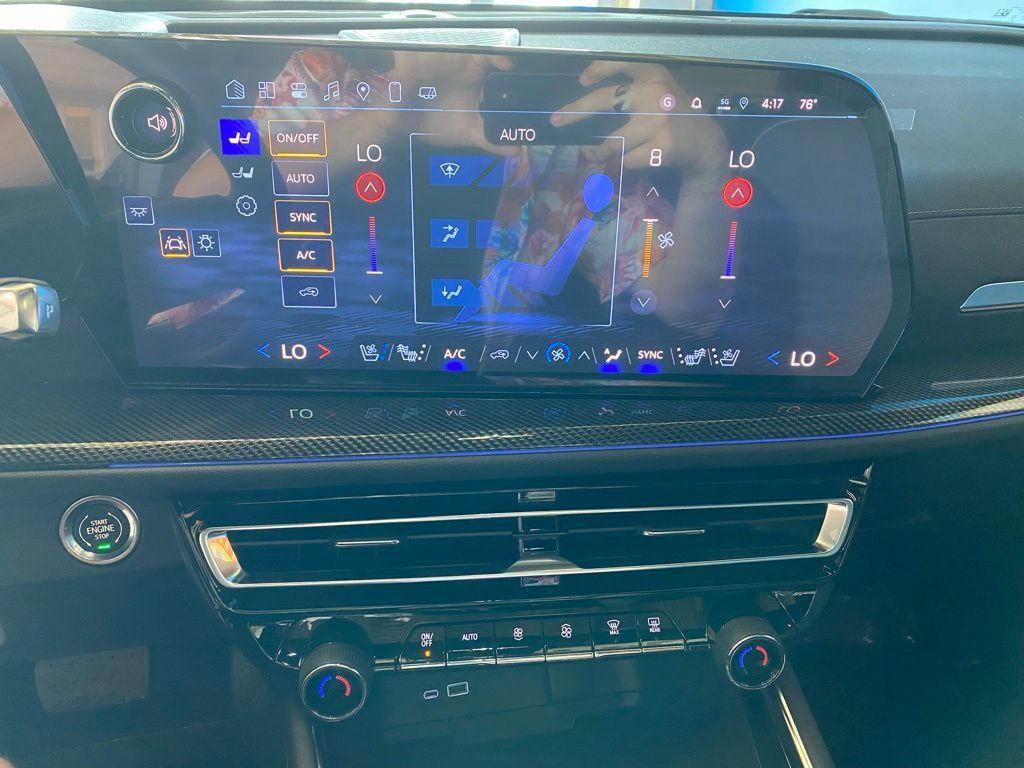 new 2025 Chevrolet Traverse car, priced at $57,239