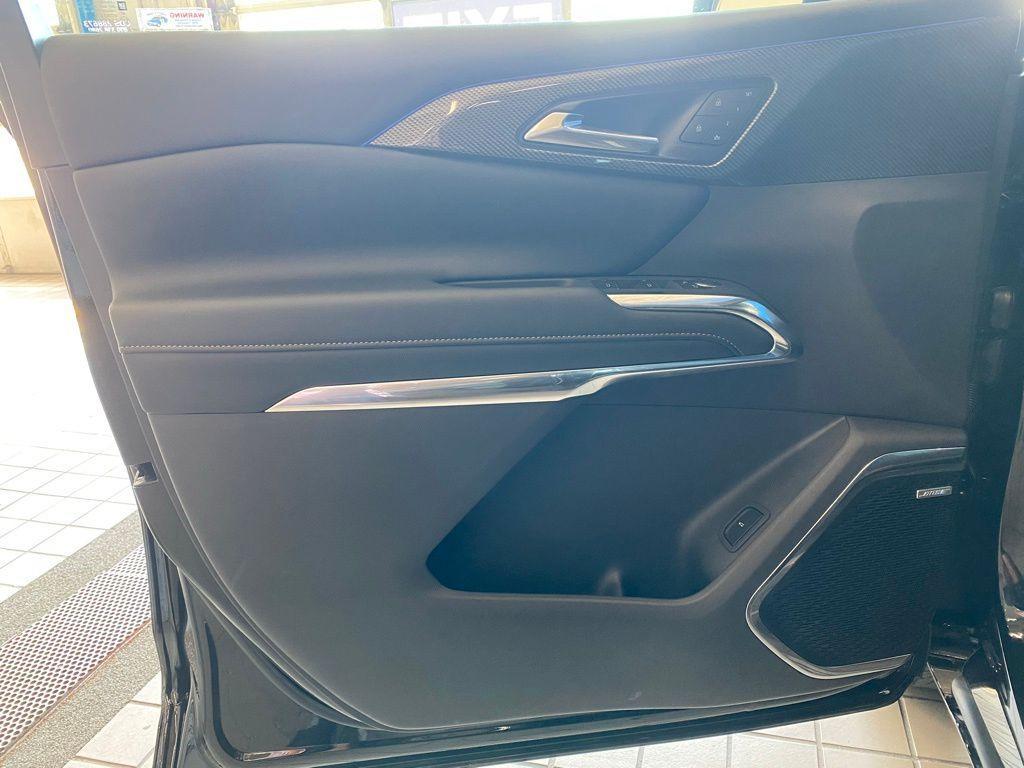 new 2025 Chevrolet Traverse car, priced at $57,239