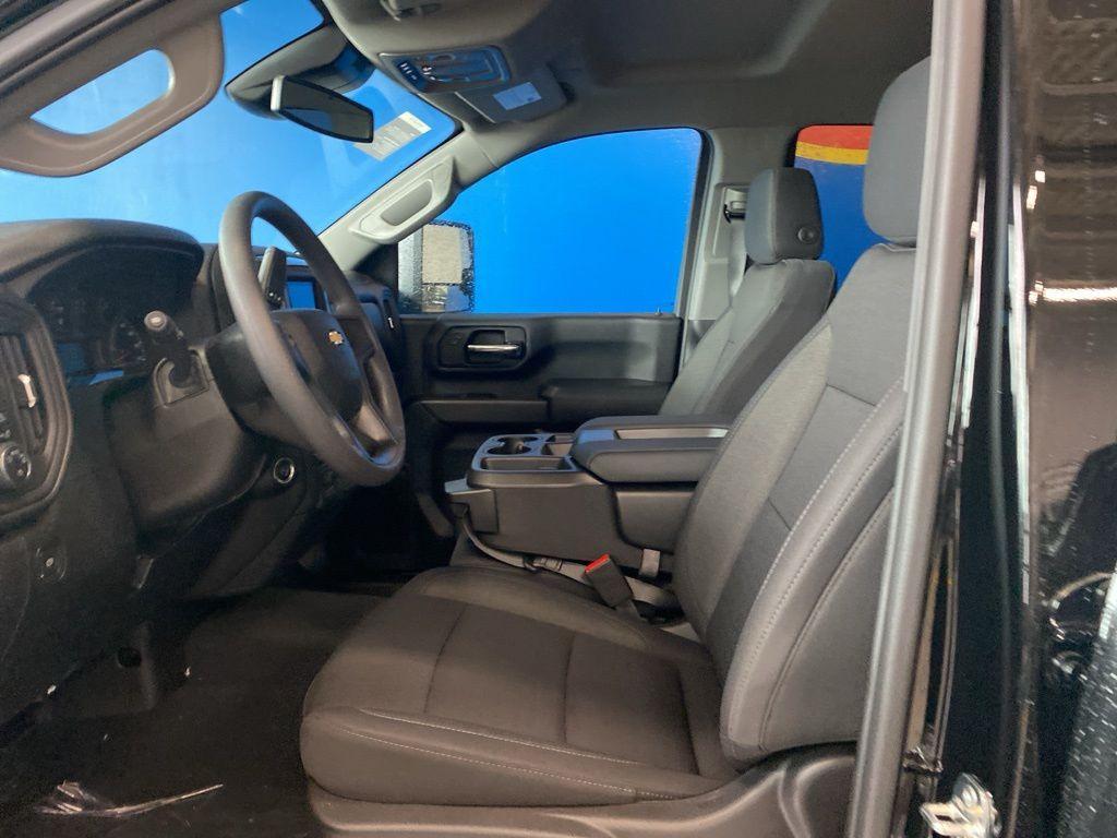 new 2025 Chevrolet Silverado 2500 car, priced at $53,705