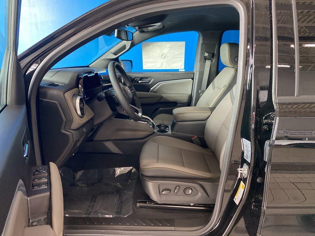 new 2026 Chevrolet Colorado car, priced at $52,200