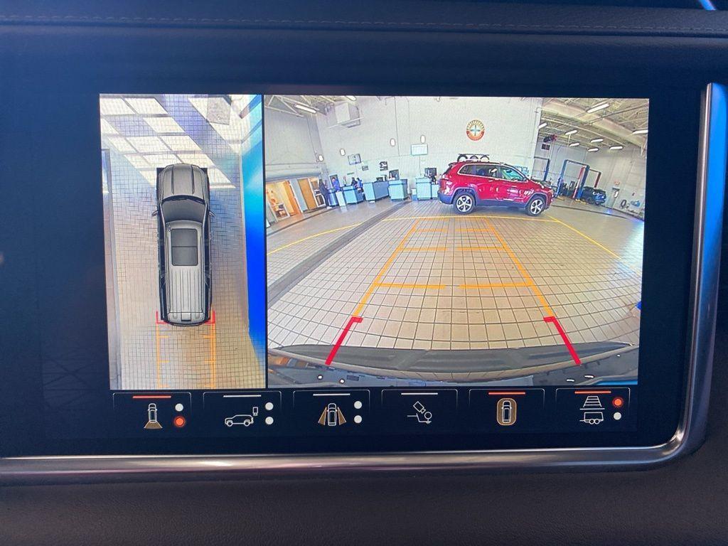 used 2024 GMC Yukon car, priced at $65,994