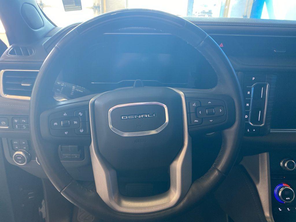 used 2024 GMC Yukon car, priced at $65,994