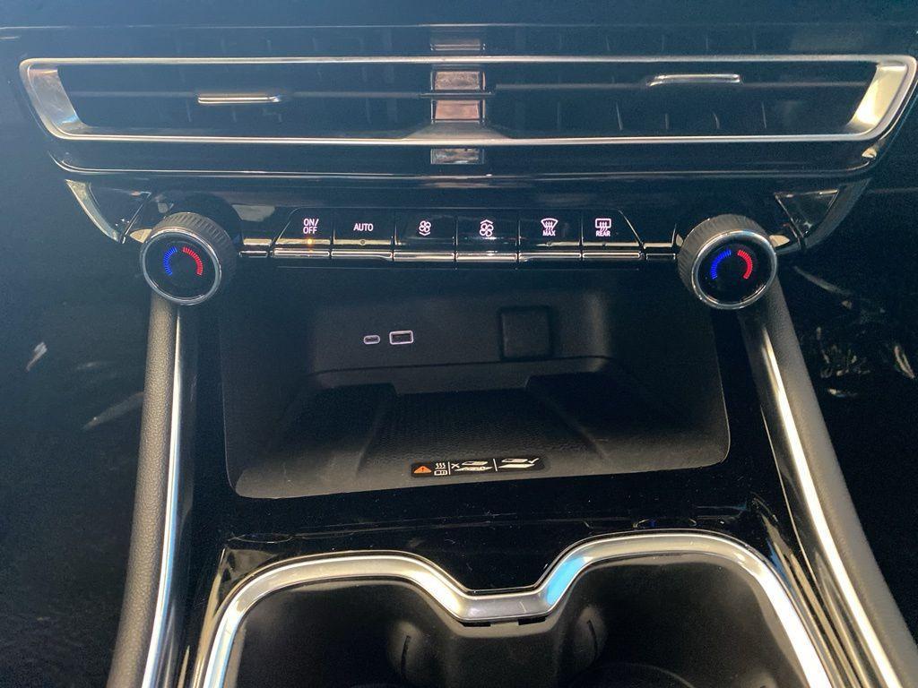 used 2024 Chevrolet Traverse car, priced at $49,647