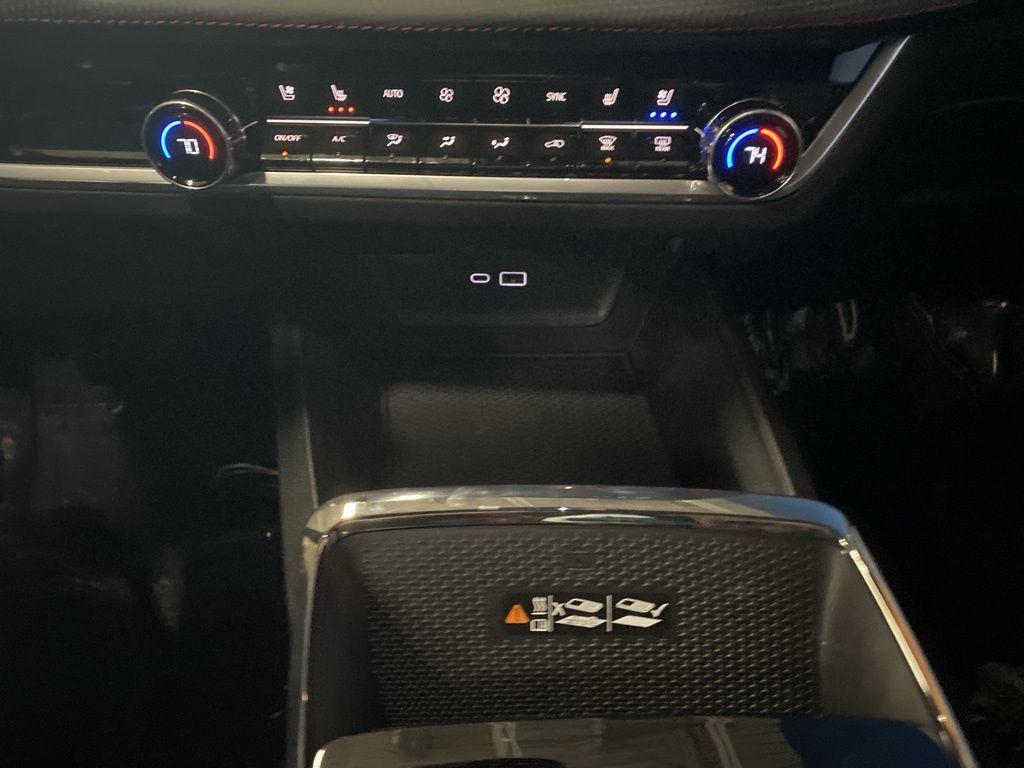 new 2026 Chevrolet Equinox car, priced at $34,667