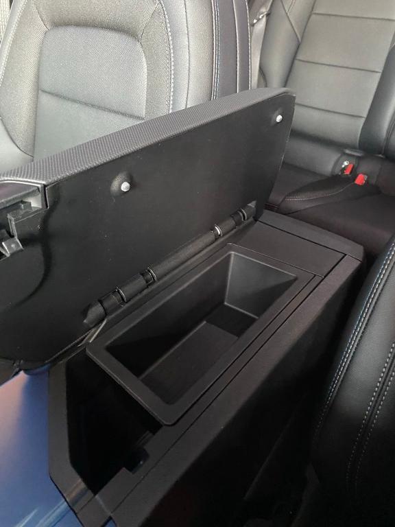 new 2025 Chevrolet Equinox EV car, priced at $40,448