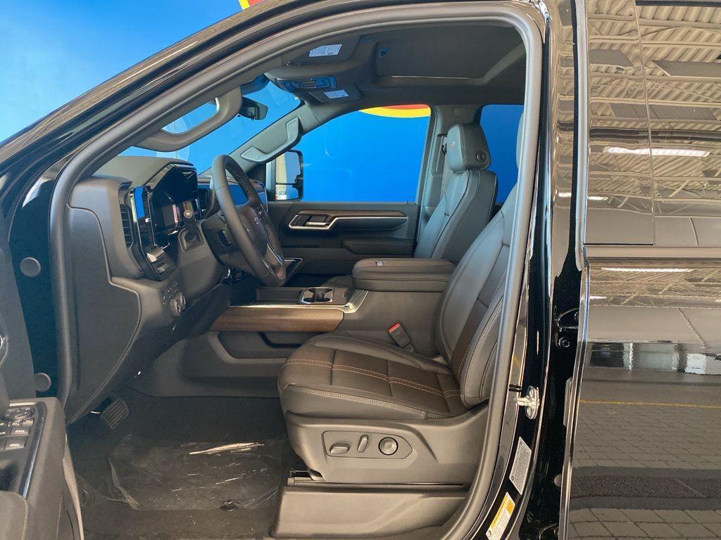 new 2026 Chevrolet Silverado 3500 car, priced at $75,967