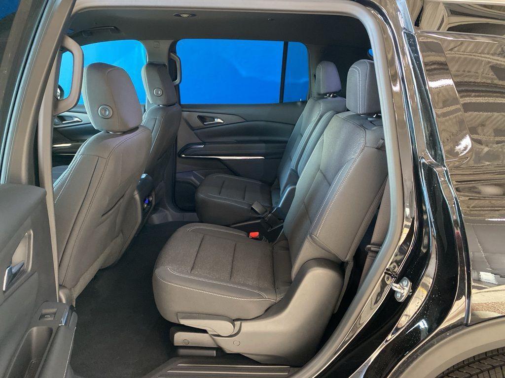 new 2026 Chevrolet Traverse car, priced at $43,854