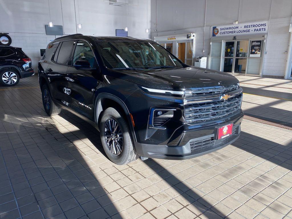 new 2026 Chevrolet Traverse car, priced at $43,854
