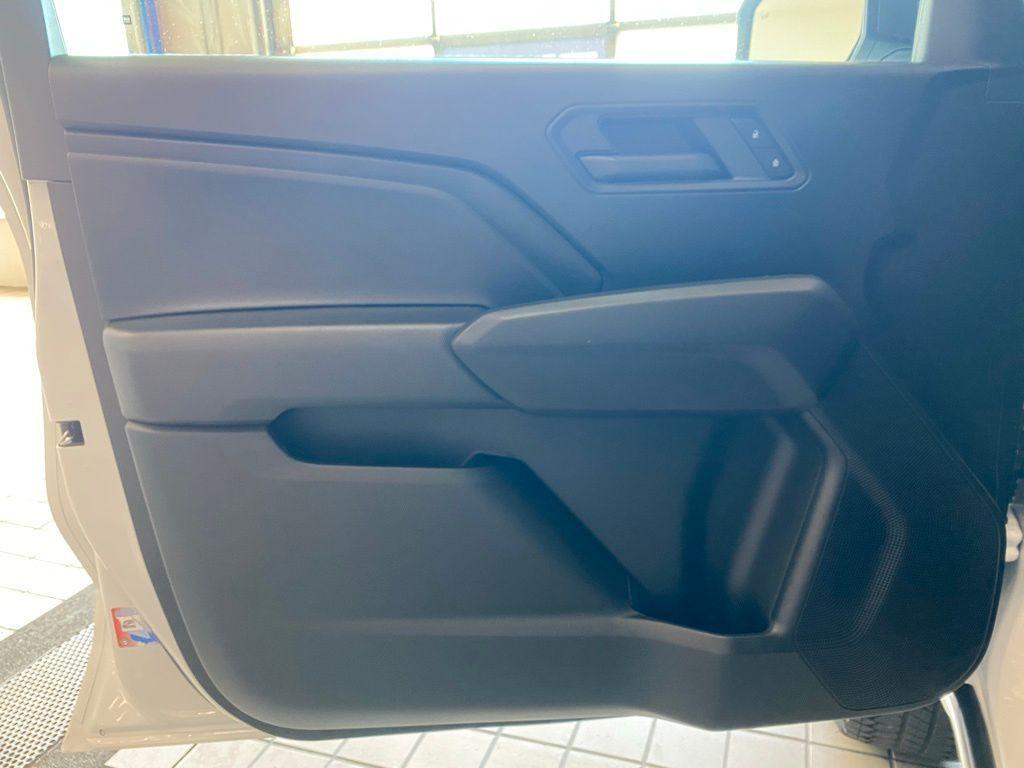 new 2025 Chevrolet Colorado car, priced at $46,520