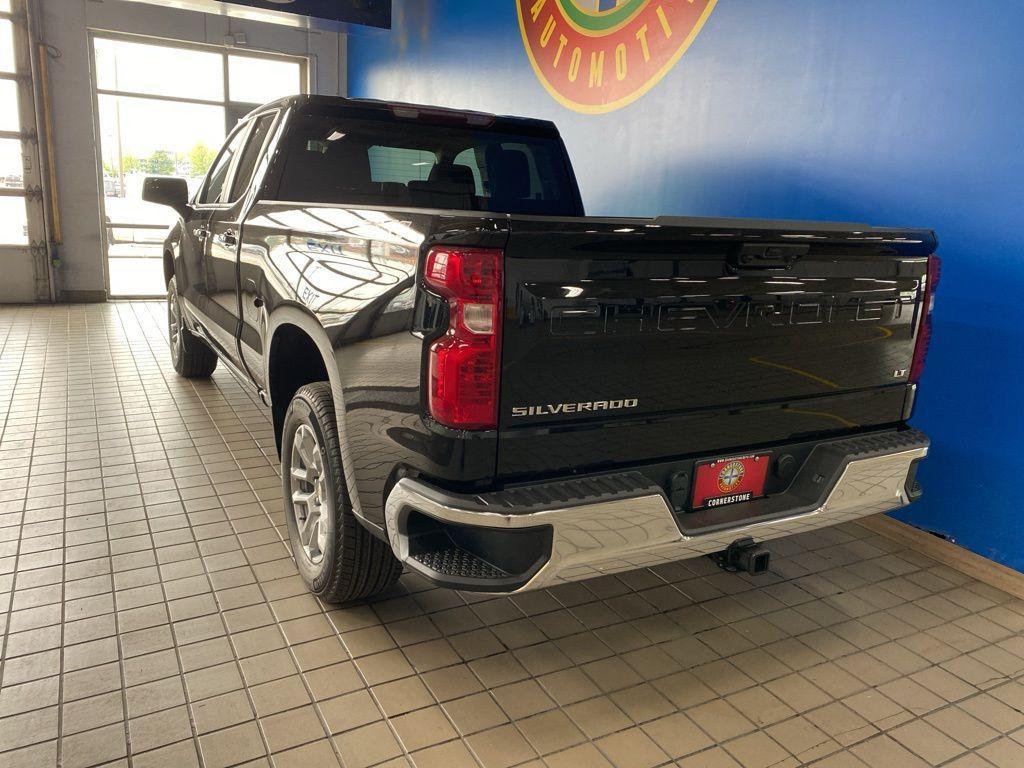 new 2025 Chevrolet Silverado 1500 car, priced at $45,560