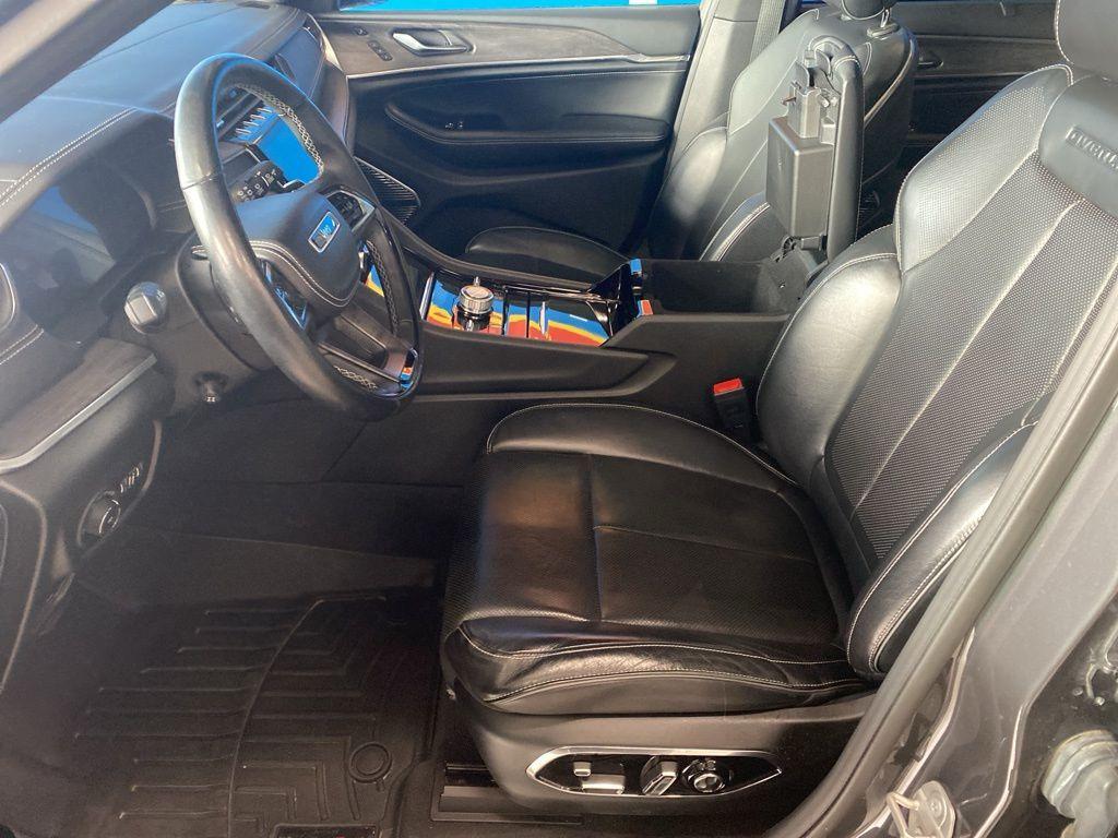 used 2021 Jeep Grand Cherokee L car, priced at $28,996