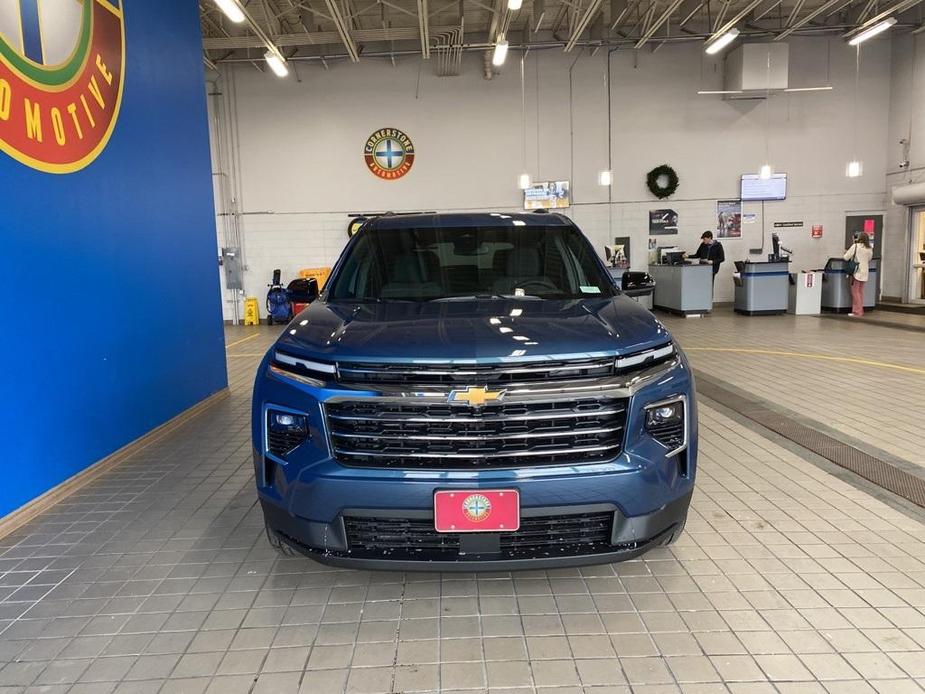 new 2025 Chevrolet Traverse car, priced at $44,495