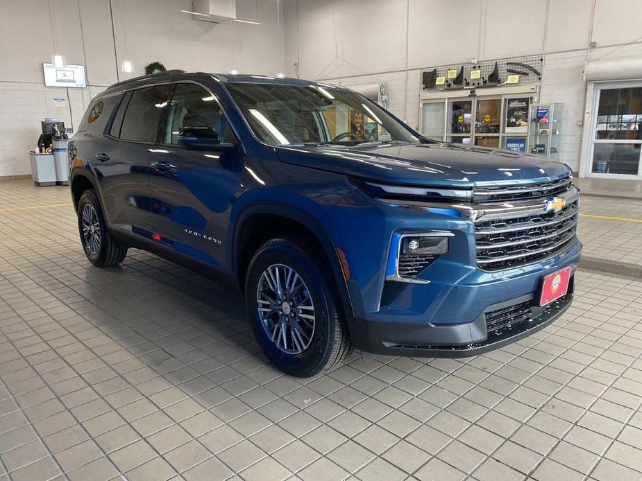 new 2025 Chevrolet Traverse car, priced at $44,495