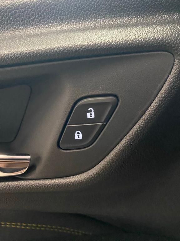 new 2025 Chevrolet Trax car, priced at $25,024