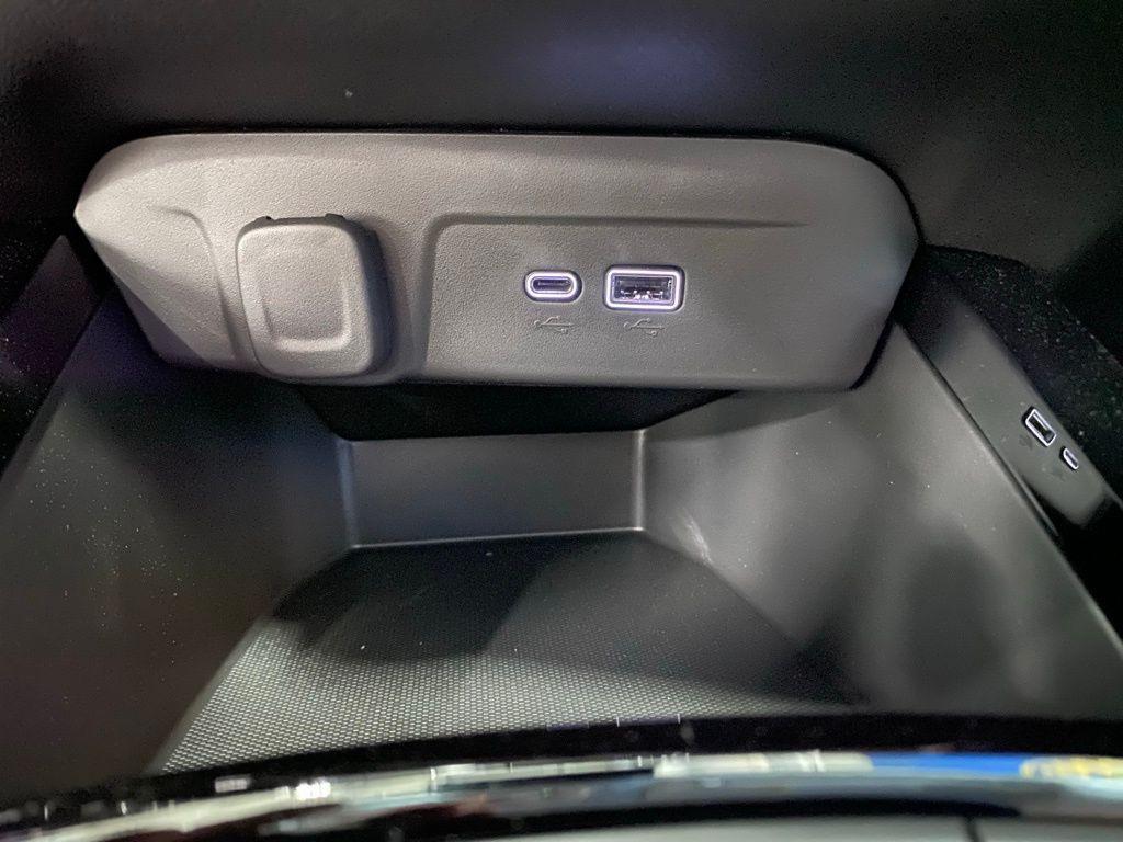 new 2025 Chevrolet Trax car, priced at $25,024