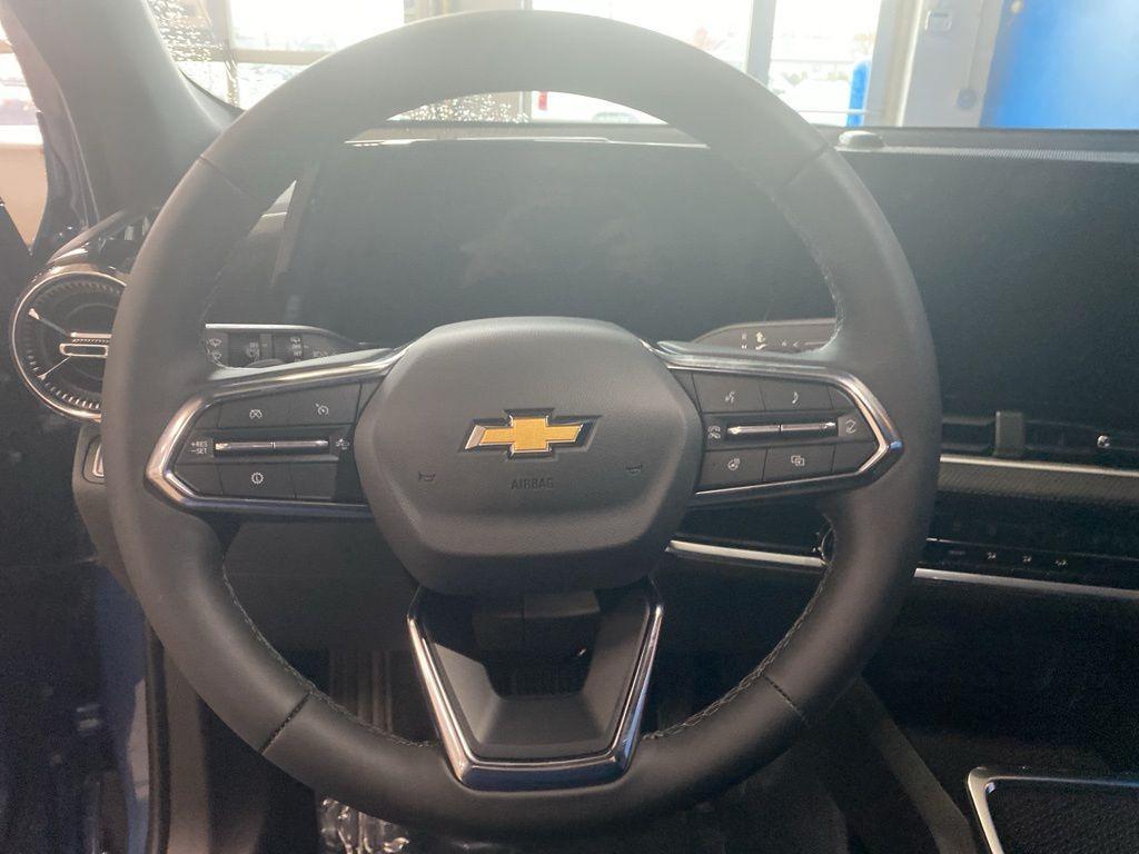 new 2026 Chevrolet Equinox car, priced at $28,967