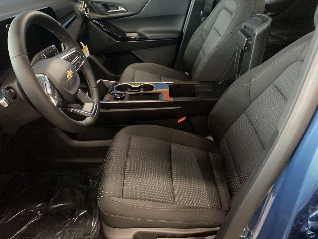 new 2026 Chevrolet Equinox car, priced at $28,967