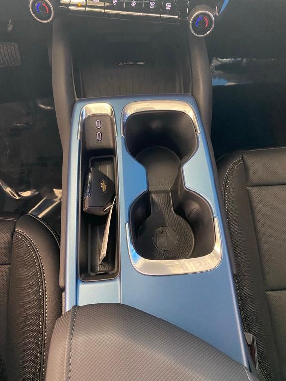 new 2025 Chevrolet Equinox EV car, priced at $42,695