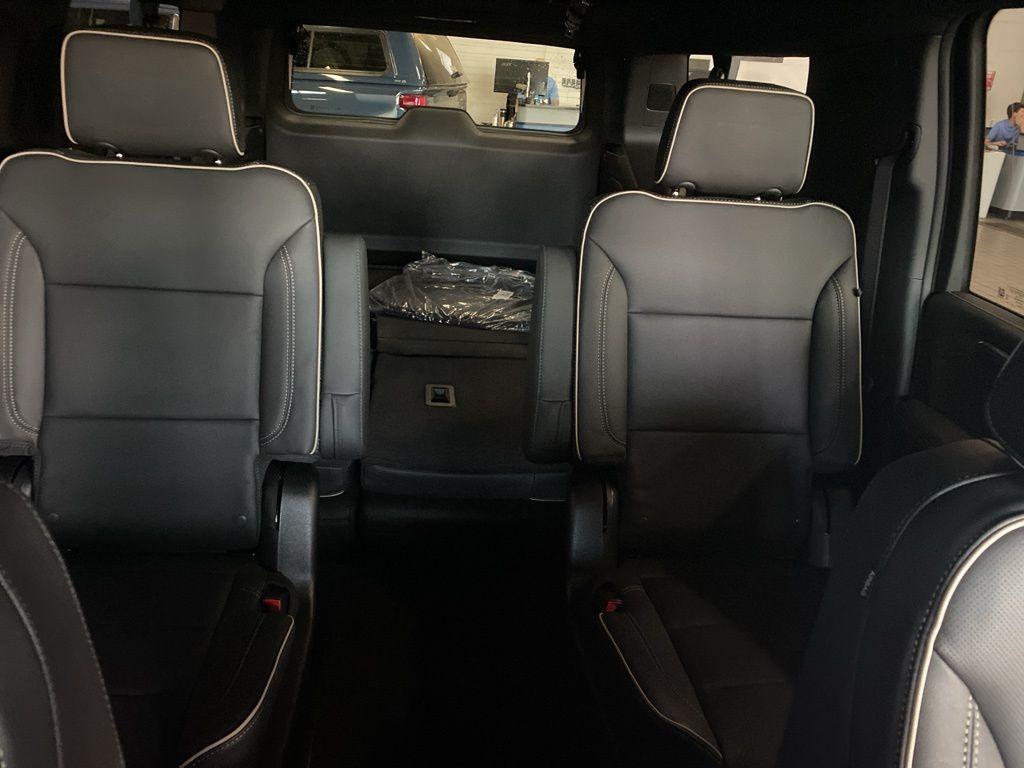 new 2025 Chevrolet Suburban car, priced at $77,719