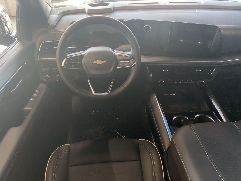 new 2025 Chevrolet Suburban car, priced at $77,719