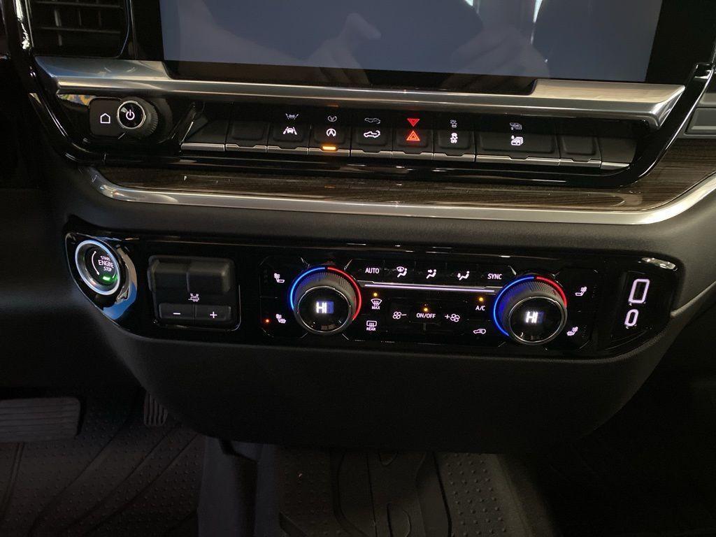 new 2025 Chevrolet Silverado 1500 car, priced at $47,999