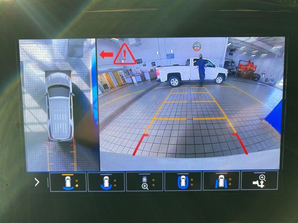 used 2020 Chevrolet Traverse car, priced at $20,996