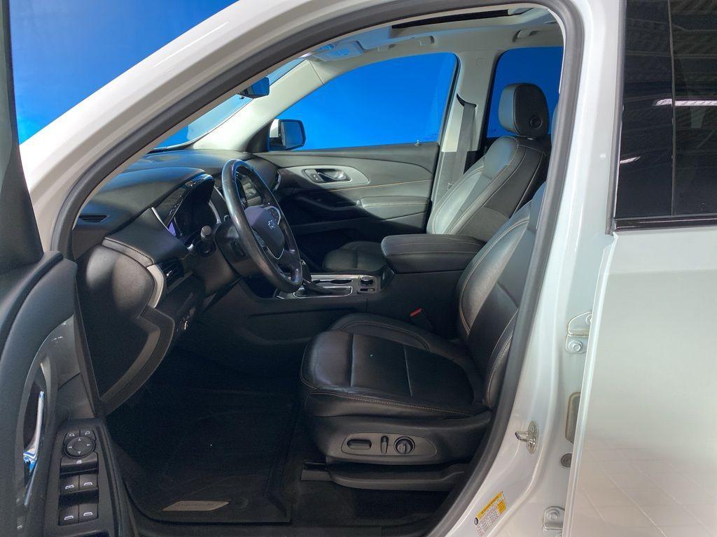 used 2020 Chevrolet Traverse car, priced at $20,996