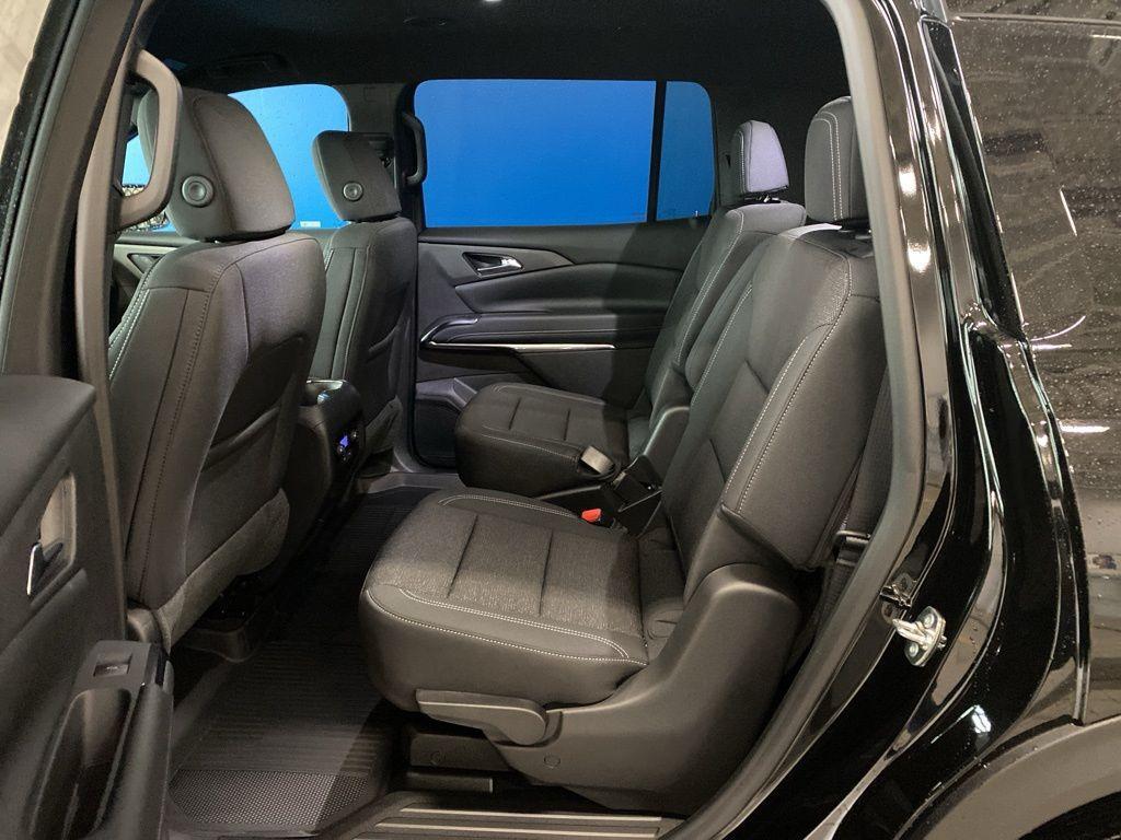 new 2026 Chevrolet Traverse car, priced at $47,241
