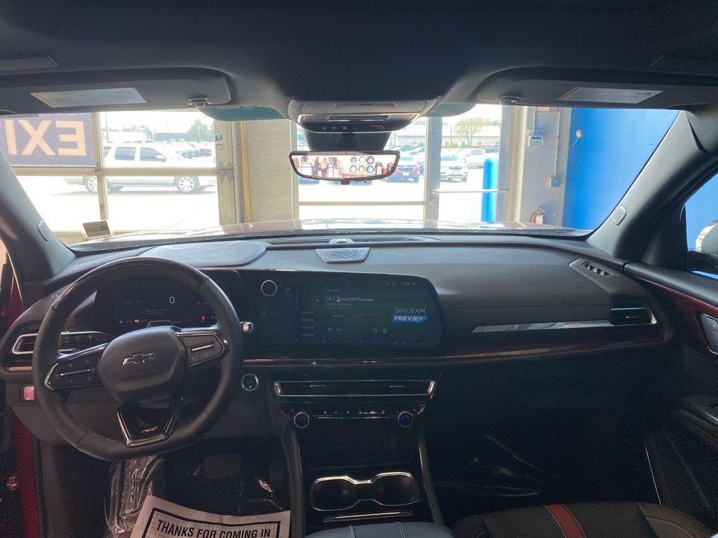 used 2024 Chevrolet Traverse car, priced at $49,874