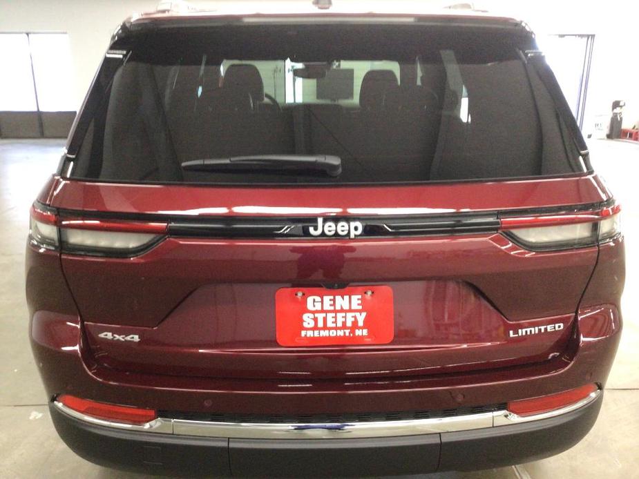 new 2024 Jeep Grand Cherokee car, priced at $47,295
