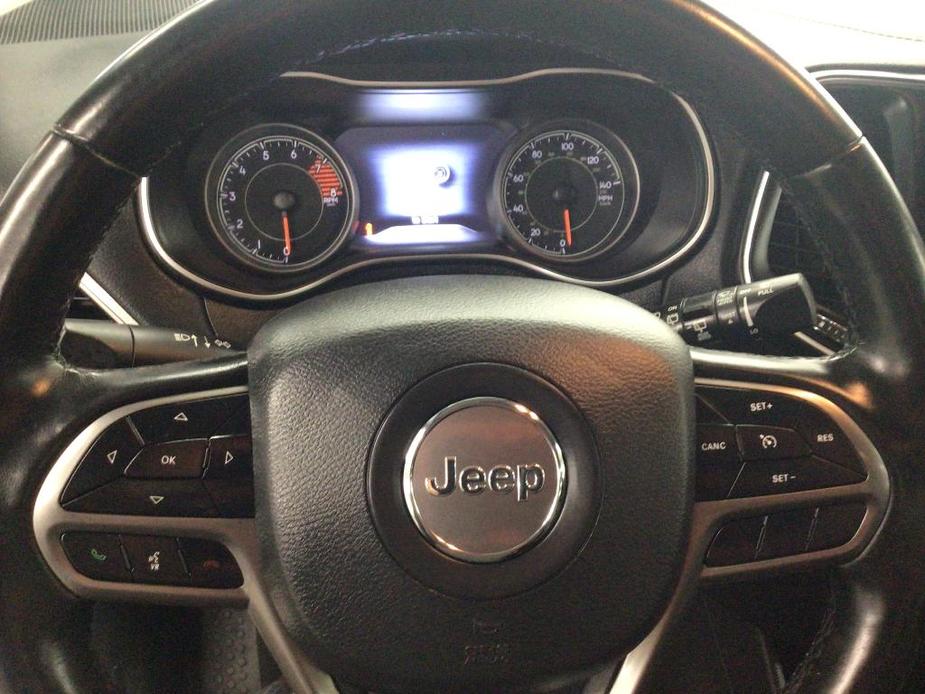 used 2021 Jeep Cherokee car, priced at $27,424